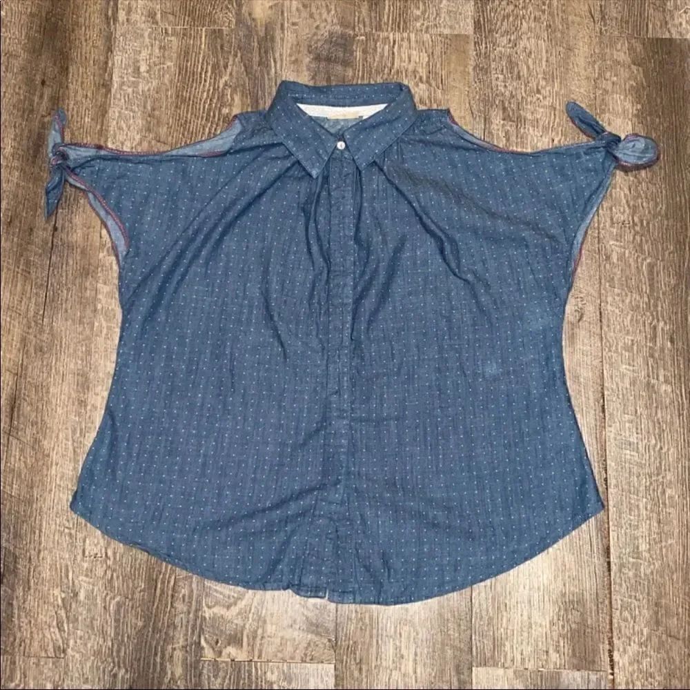 Holding Horses Cold Shoulder Shirt